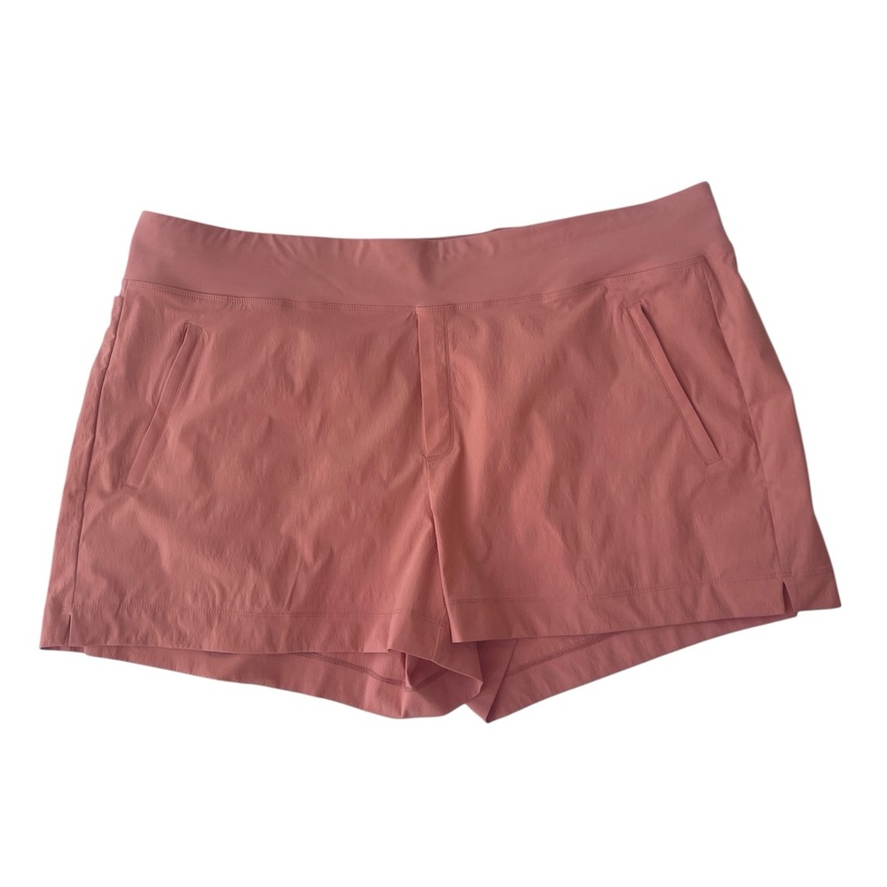 ATHLETA Trekkie North Short Dusty Apricot Pull-on Pockets Women’s Size New
